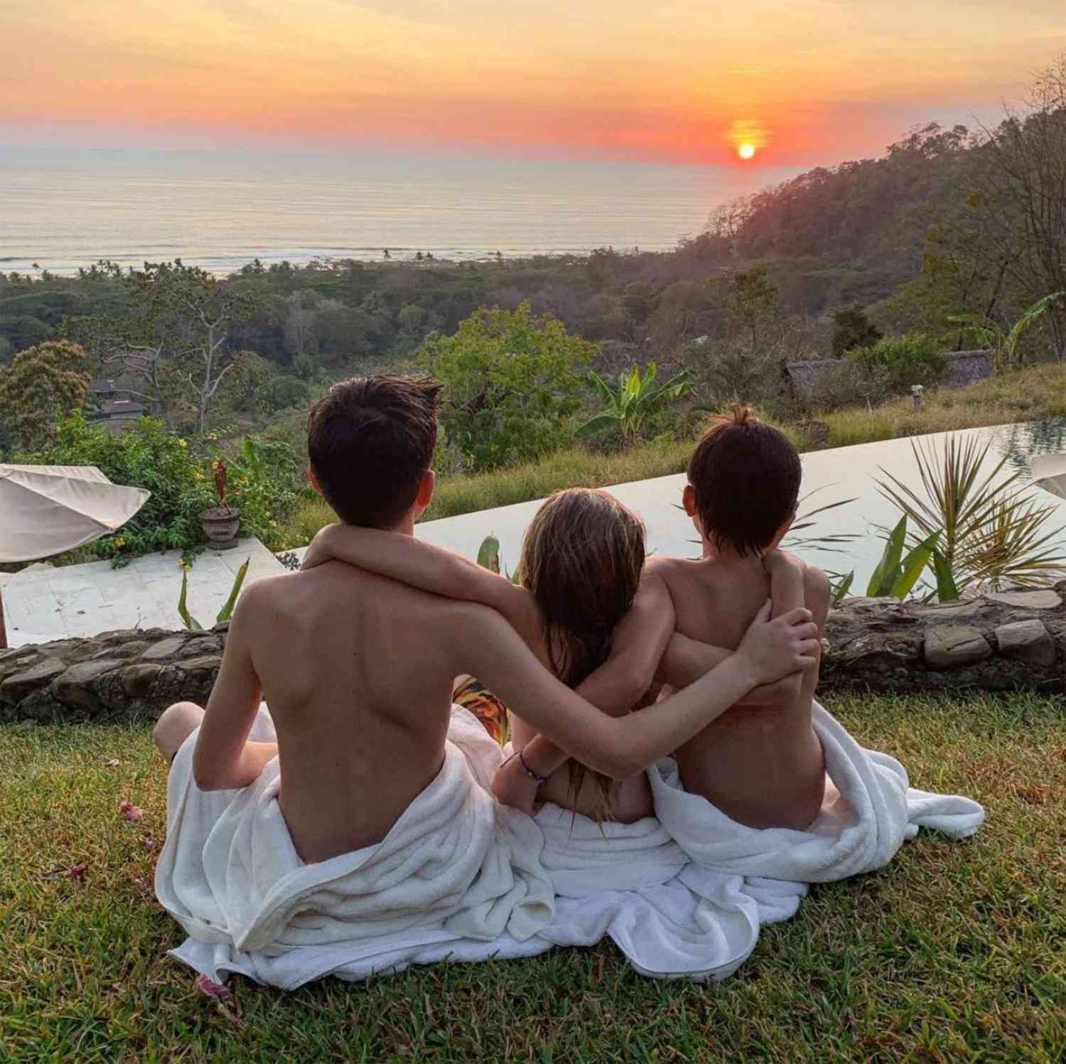 <p>Brady shared a sweet shot of his three children taking in the sunset au naturel against a stunnng backdrop. </p>
                            