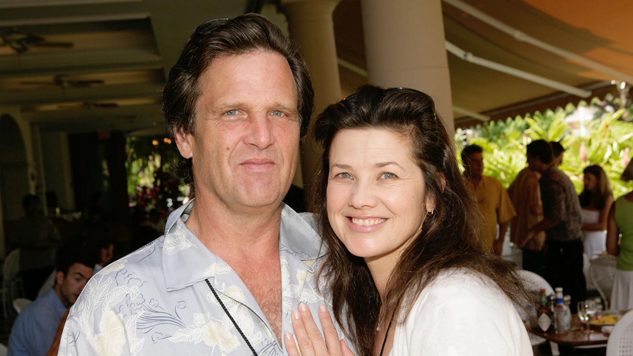Daphne Zuniga Reveals the 'Clich&eacute;' Reason She Married David Mleczko After 12 Years Together