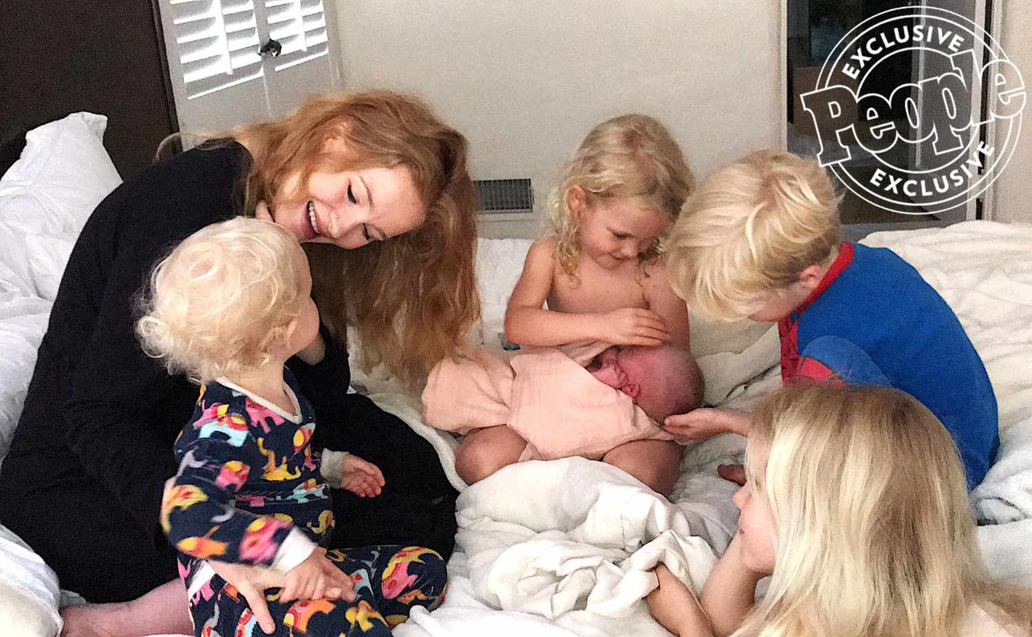 KIMBERLY VAN DER BEEK INTRODUCING HER KIDS TO THE NEWEST ADDITION TO THEIR FAMILY