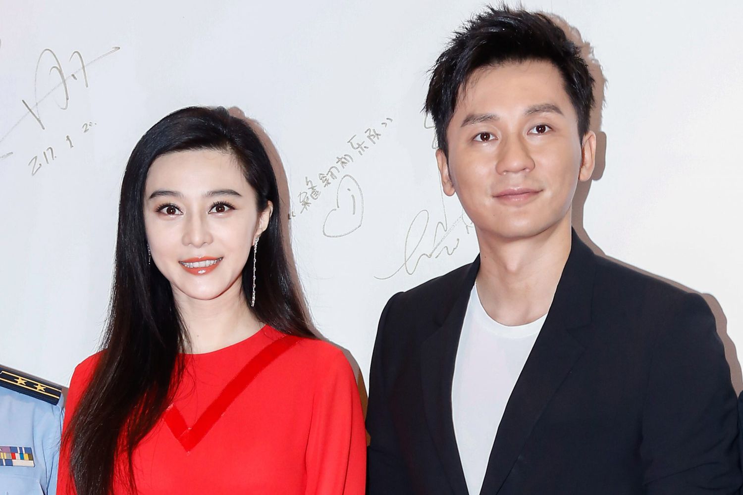 <p>Fan Bingbing, the Chinese star who mysteriously disappeared from the public eye last year, split from her fianc&eacute;, actor Li Chen.</p>
                            <p>The actress confirmed the news on her Weibo page, which has been translated to English, on June 27.</p>
                            <p>"People's life may experience various farewells," Fan wrote. "The love and warmth that we have gained in our encounters are turned into eternal power. Thank you for all your giving, support and love. Thank you for your care and love in the future."</p>
                            <p>She added, "We are no longer us, we are still us."</p>
                            <p>Fan and Li announced their engagement in September 2017 after the actor proposed at her birthday party.</p>
                            