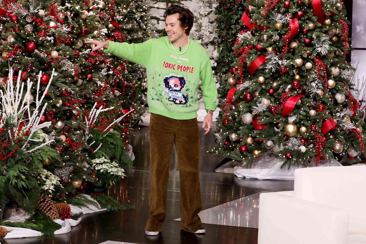 Harry Styles sits down for an exclusive interview on “The Ellen DeGeneres Show” airing Wednesday, December 18th to discuss his hit sophomore solo album, “Fine Line.” Harry chats about his decision to travel alone to Japan for one month, and explains how he ended up posing nude for the artwork inside the vinyl edition of “Fine Line.”