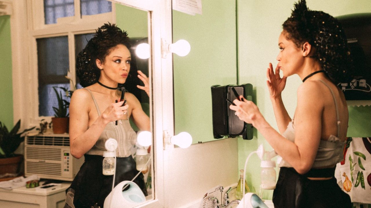Hadestown's Amber Gray Reflects on Powerful Photo of Her Pumping Breast Milk Backstage