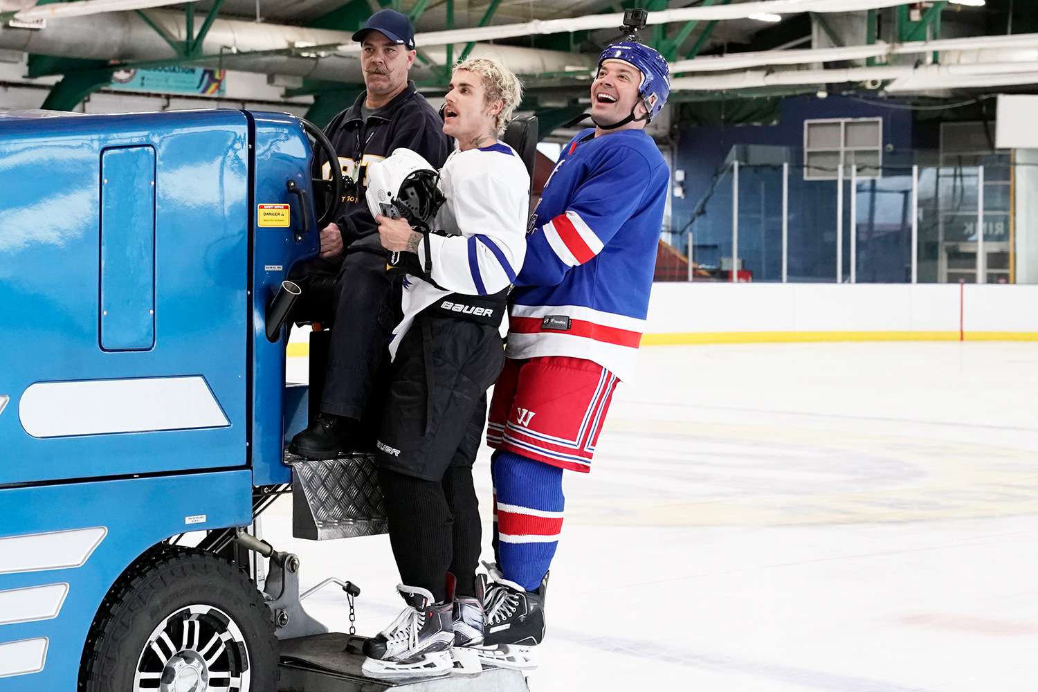 THE TONIGHT SHOW STARRING JIMMY FALLON -- Episode 1209 -- Pictured: (l-r) Singer Justin Bieber and host Jimmy Fallon play Hockey on February 13, 2020