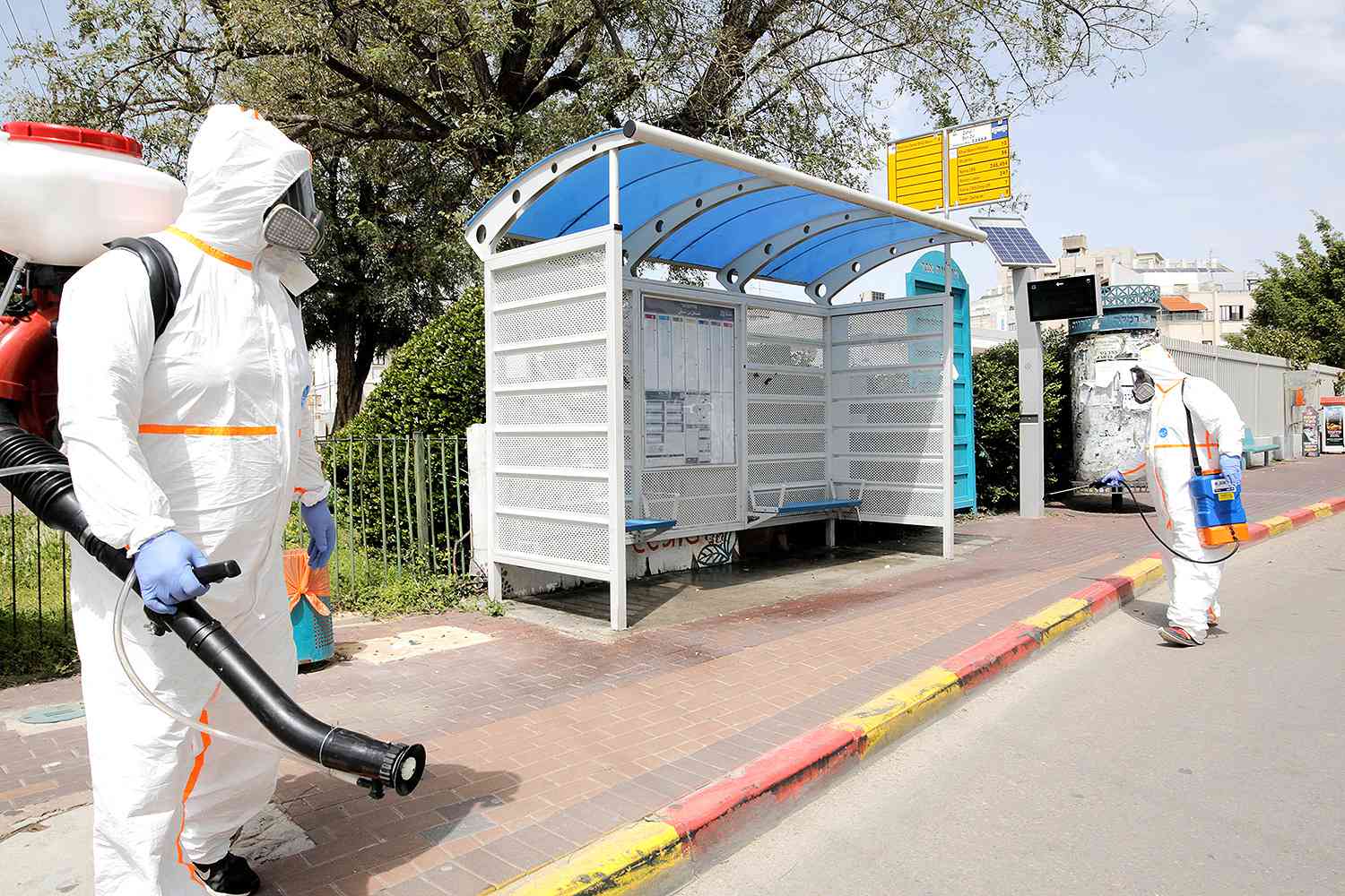 Israeli sanitation workers