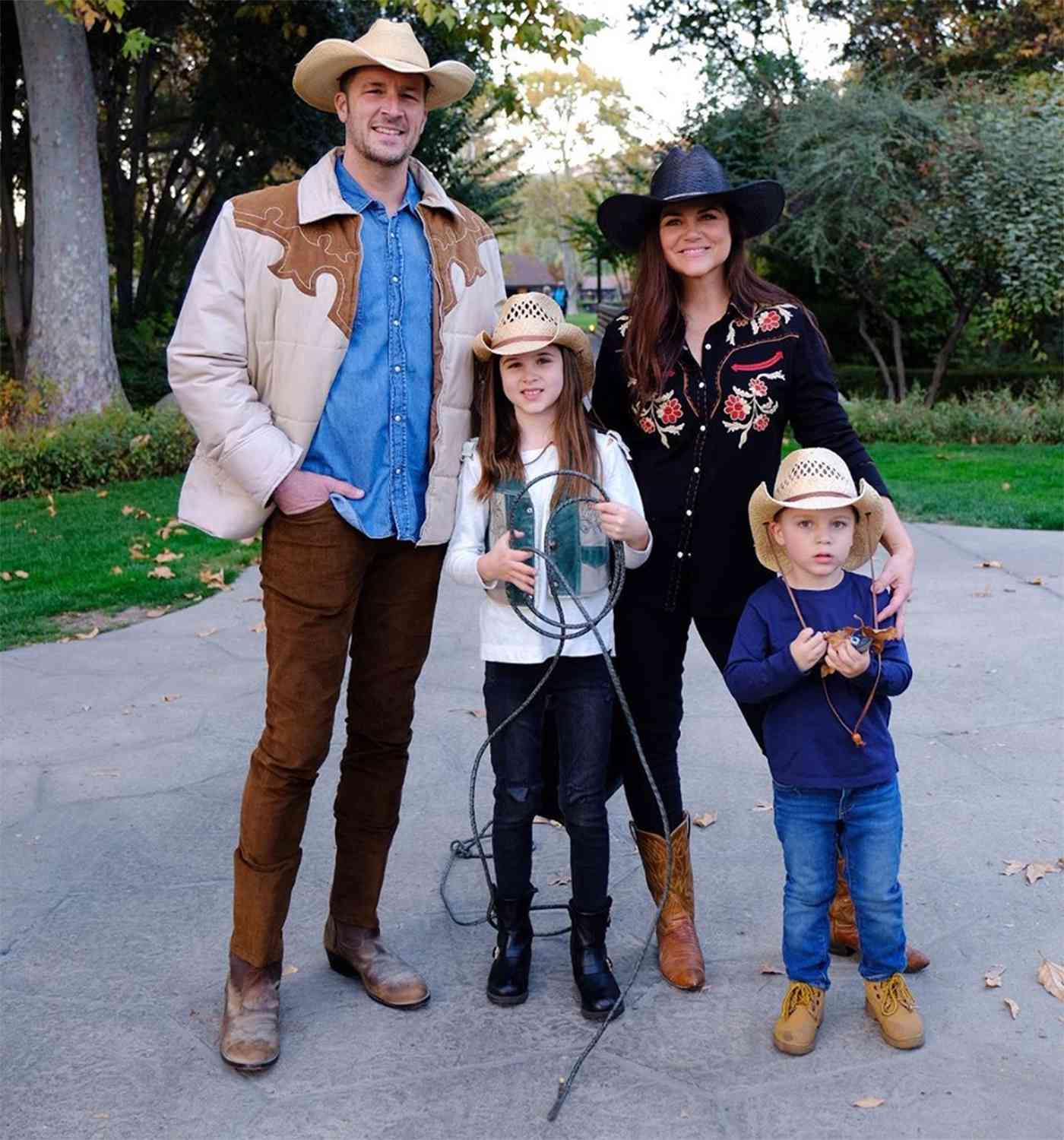 Tiffani Thiessen family