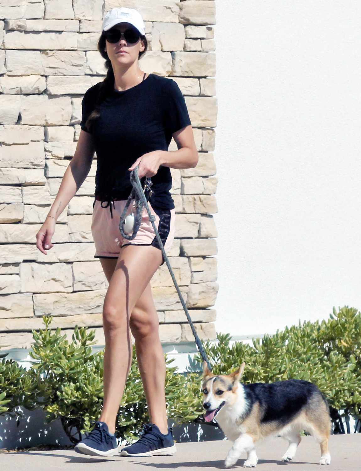 Becca Kufrin is Pictured Walking Her Dog in Los Angeles.