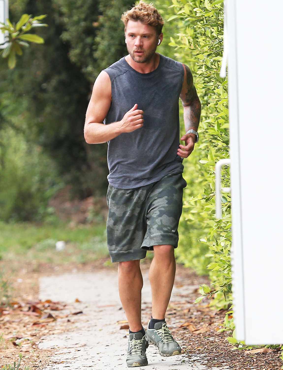 Ryan Phillippe out and about, Los Angeles, USA - 12 May 2020