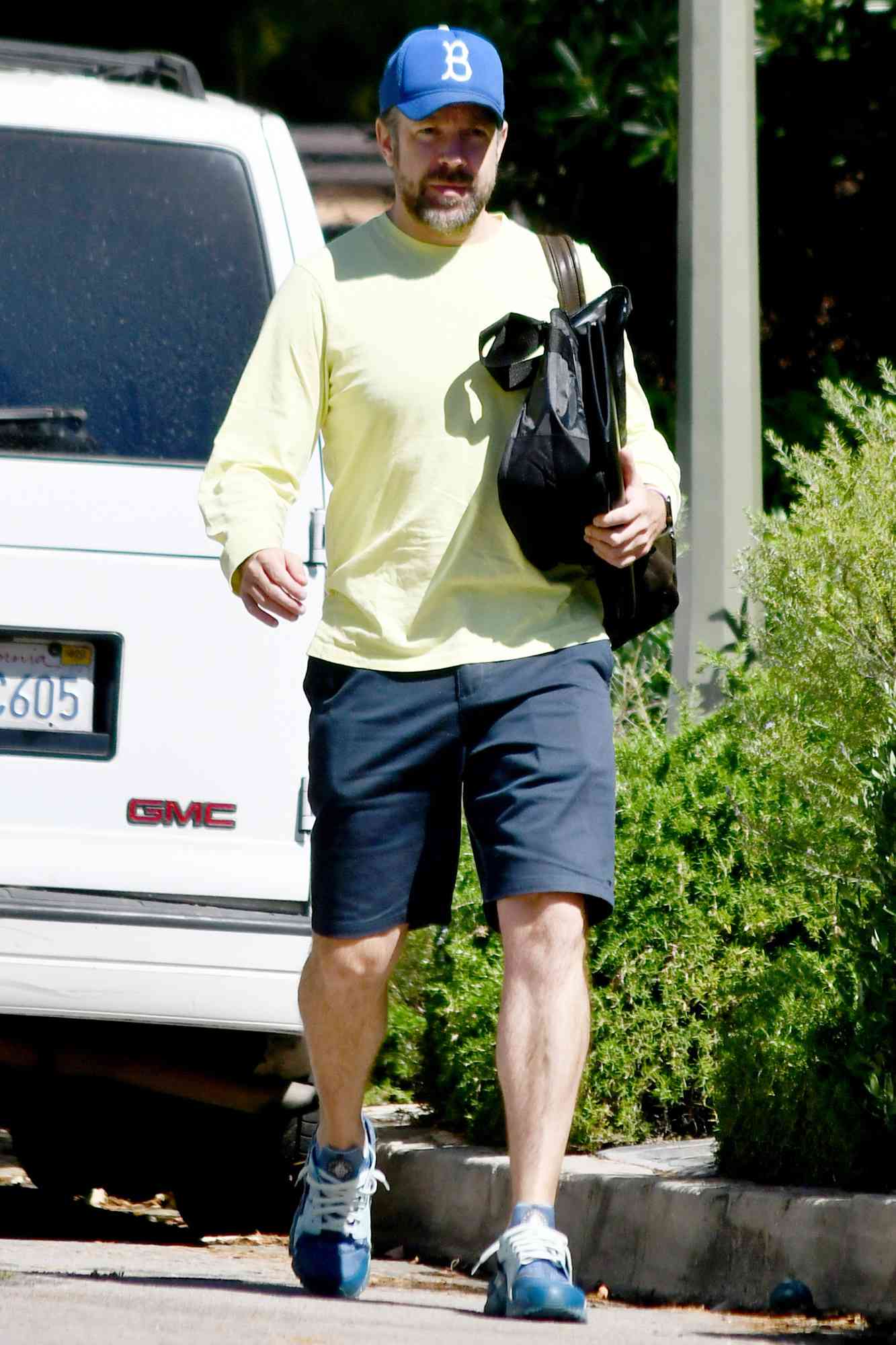 Jason Sudeikis is Pictured Stepping Out in Los Angeles.