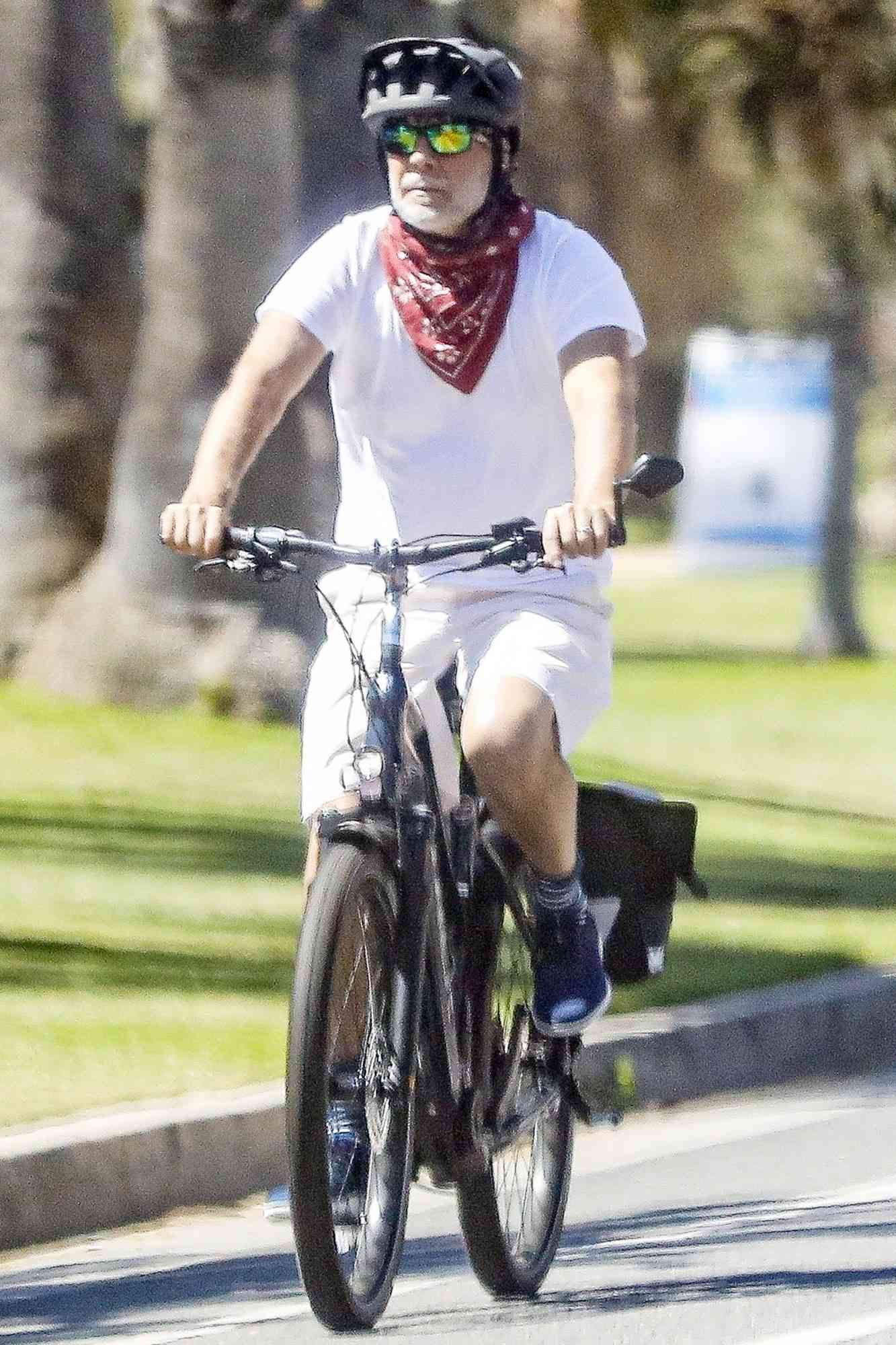 Bruce Willis enjoys a morning bike ride