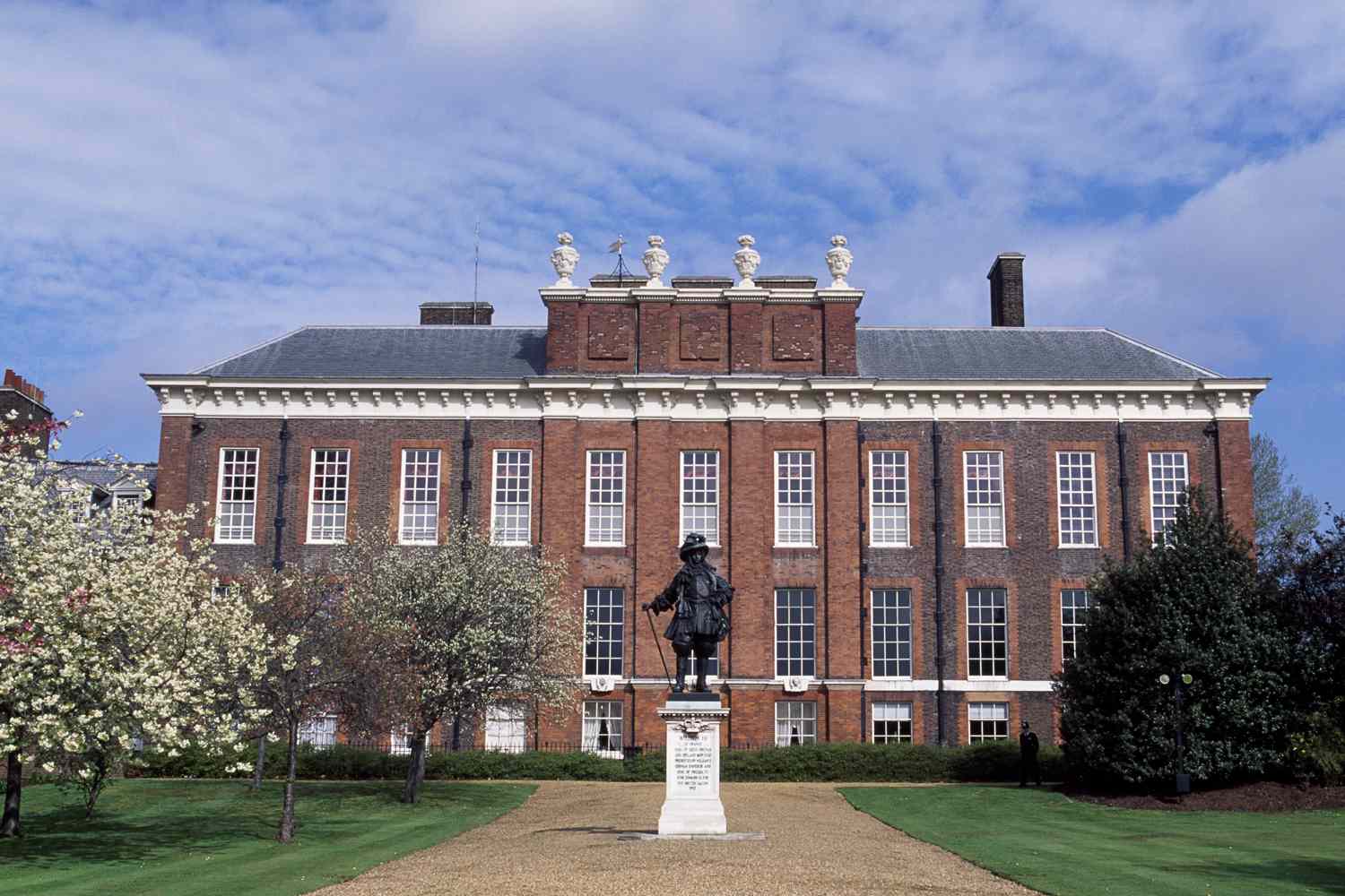 Kensington Palace Among Royal Residences Being Investigated for Ties to Slave Trade Image?url=https%3A%2F%2Fstatic.onecms.io%2Fwp-content%2Fuploads%2Fsites%2F20%2F2020%2F10%2F28%2Fkensington-palace-1