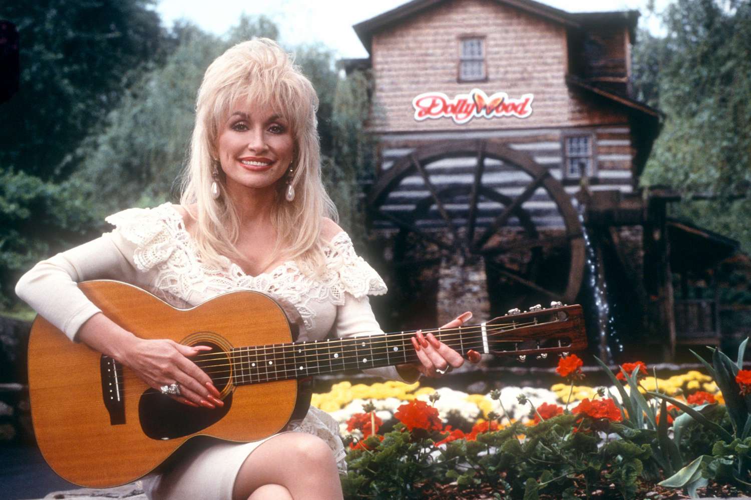 Dolly Parton Dollywood