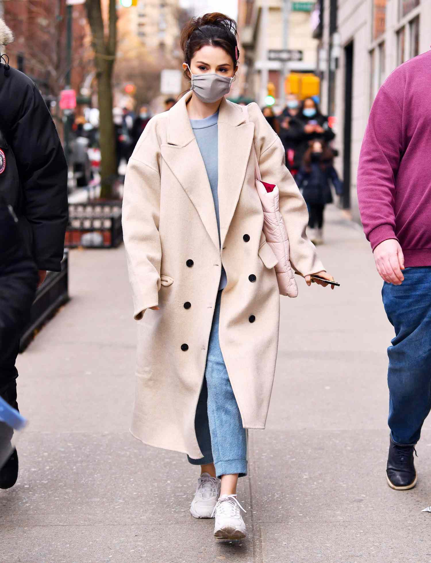 Selena Gomez is seen on the set of 'Only Murders in the Building' in Manhattan on January 17, 2021 in New York City
