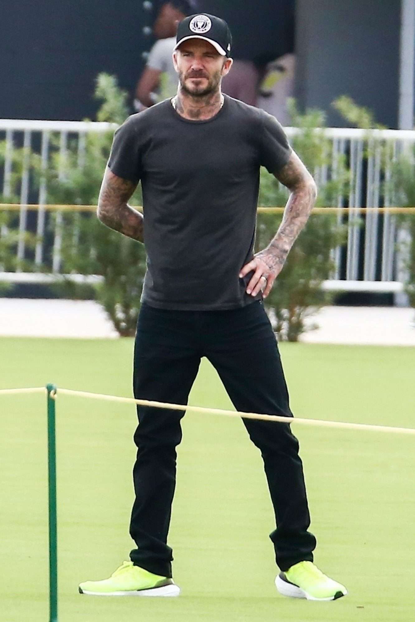 David Beckham skips the face mask while attending the training of his Inter Miami team in Florida