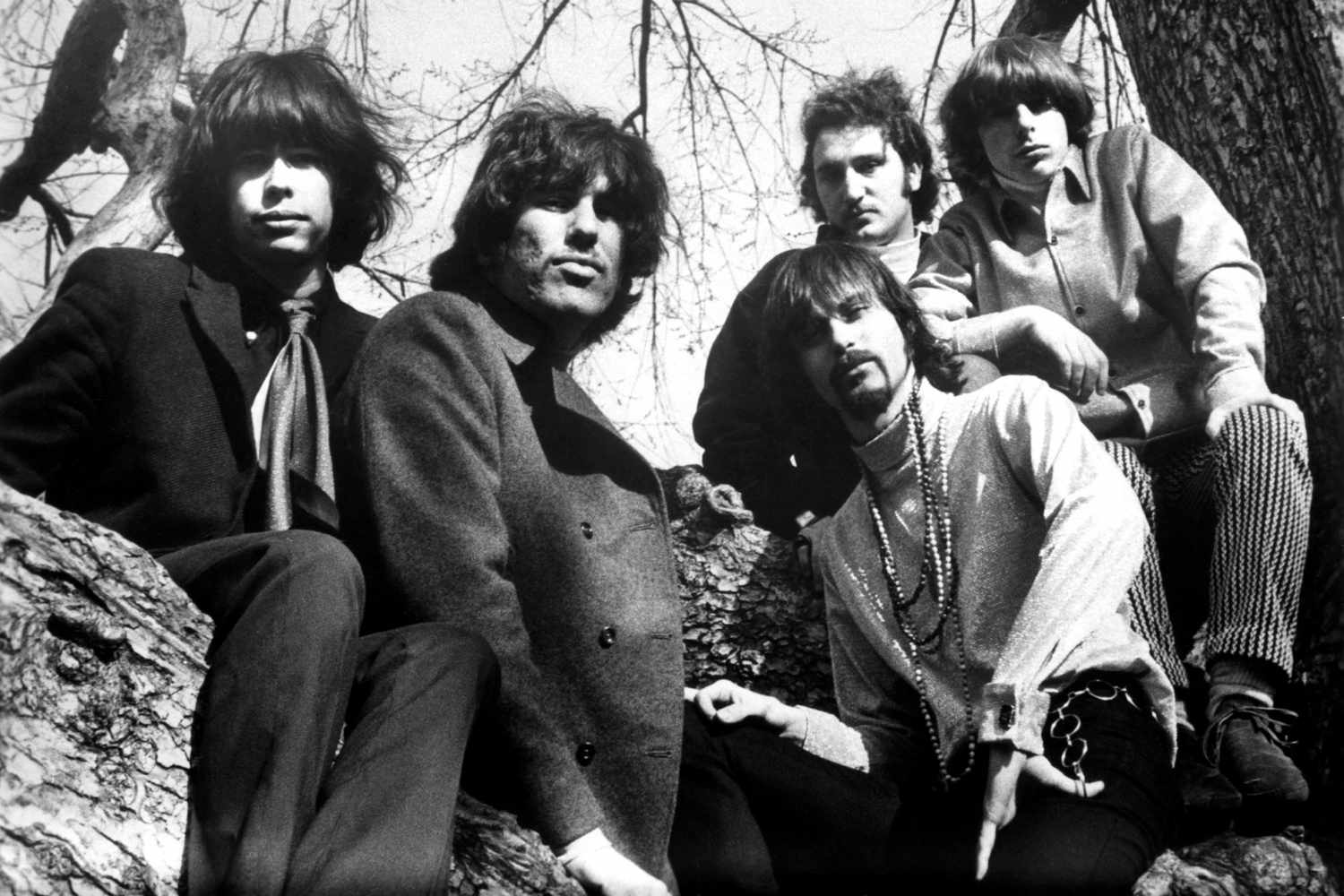 Rock and Roll group The Chain Reaction with future Aerosmith singer Steven Tyler (far left) pose for a portrait circa 1967 in New York City