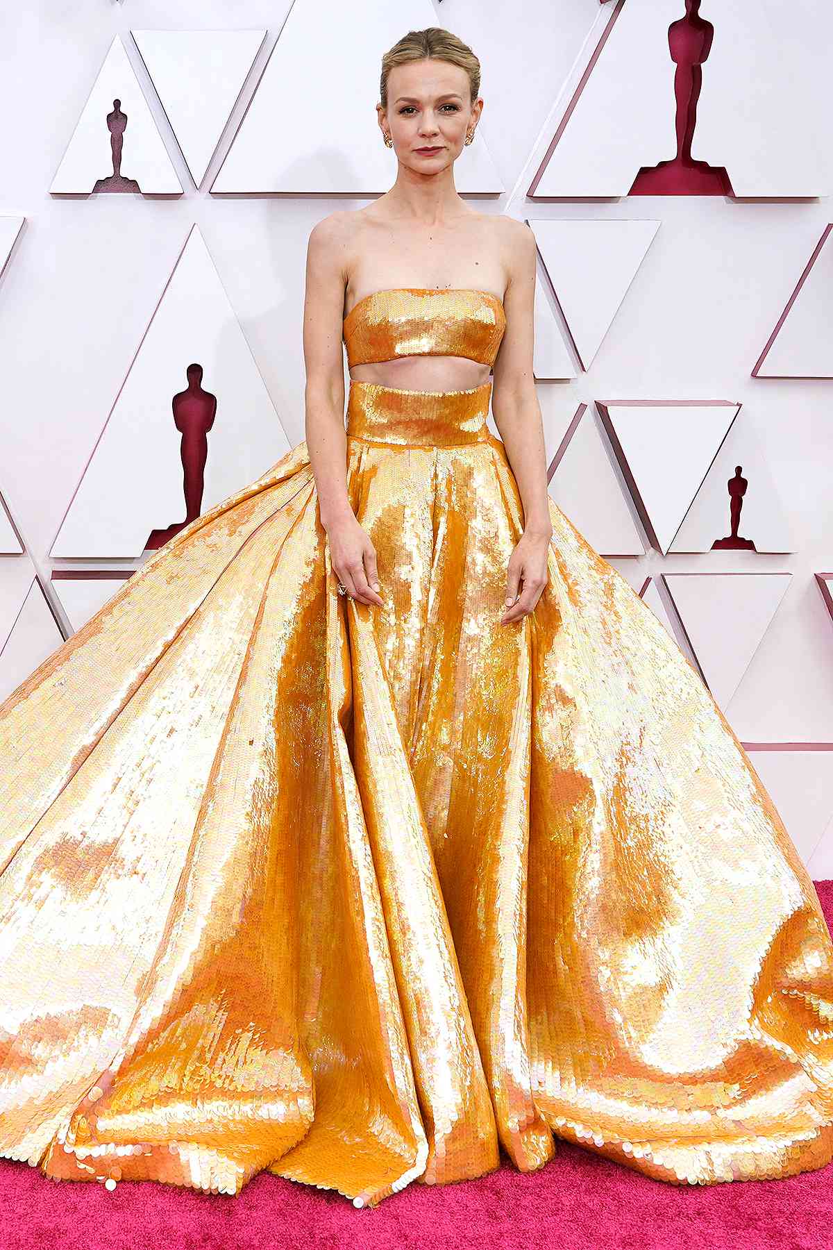 Carey Mulligan Walks Oscars 2021 Red Carpet in Golden Two-Piece Gown with  Marcus Mumford | PEOPLE.com