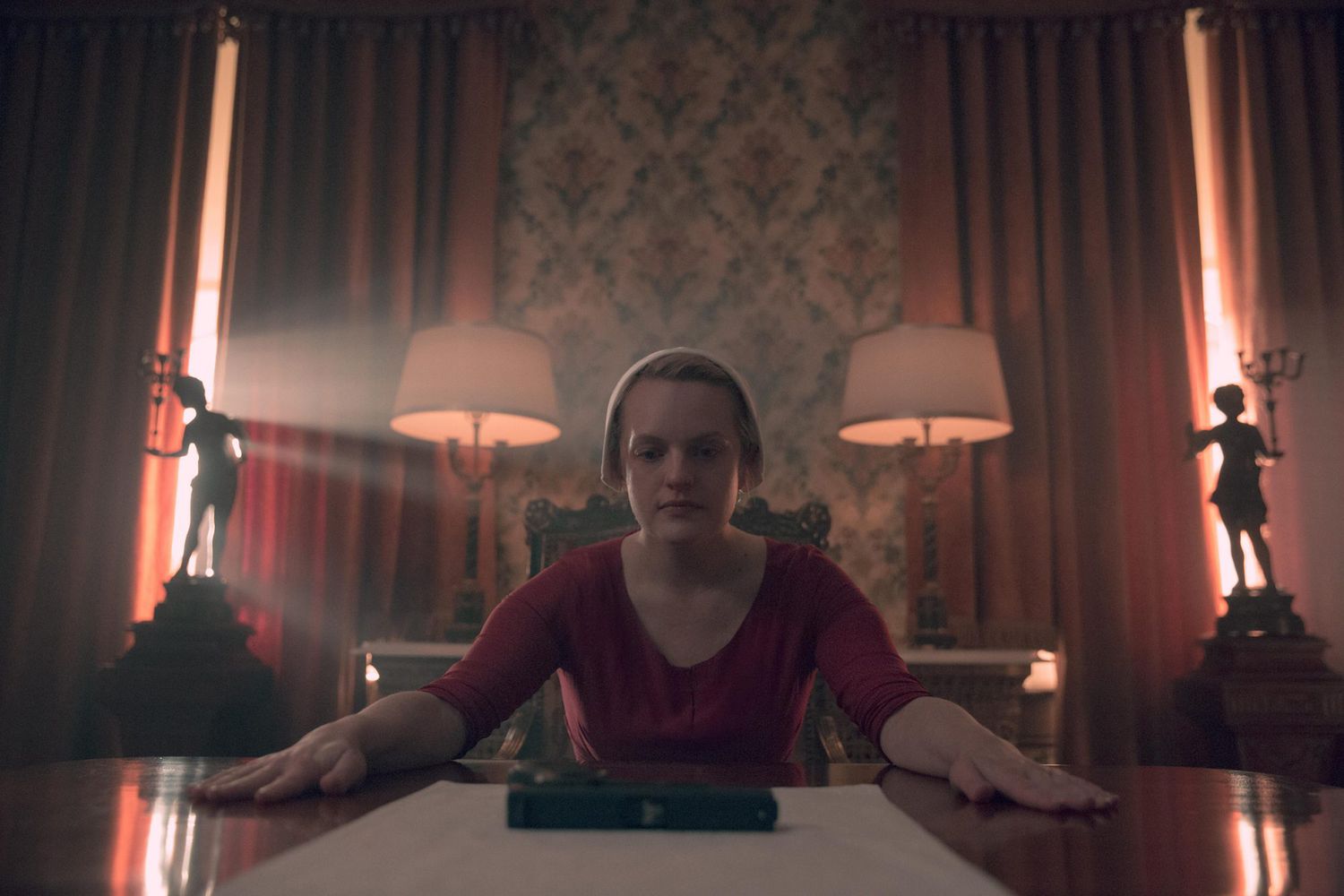 The Handmaid's Tale -- "Mayday" - Episode 313 -- With her plan in place, June reaches the point of no return on her bold strike against Gilead and must decide how far she's willing to go. Serena Joy and Commander Waterford attempt to find their way forward in their new lives. June (Elisabeth Moss), shown.