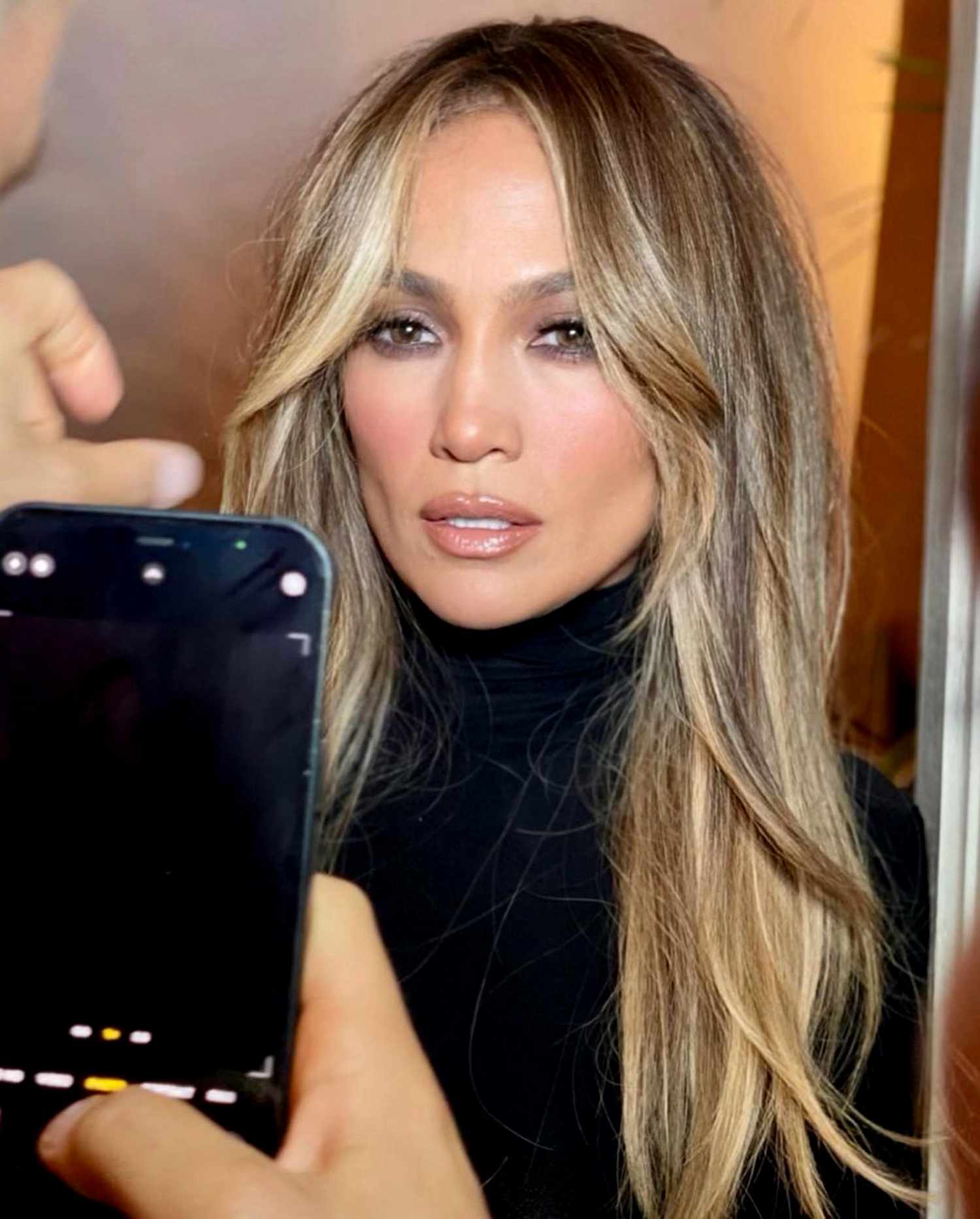 Jennifer Lopez Posts Glam Photos from Venice | PEOPLE.com