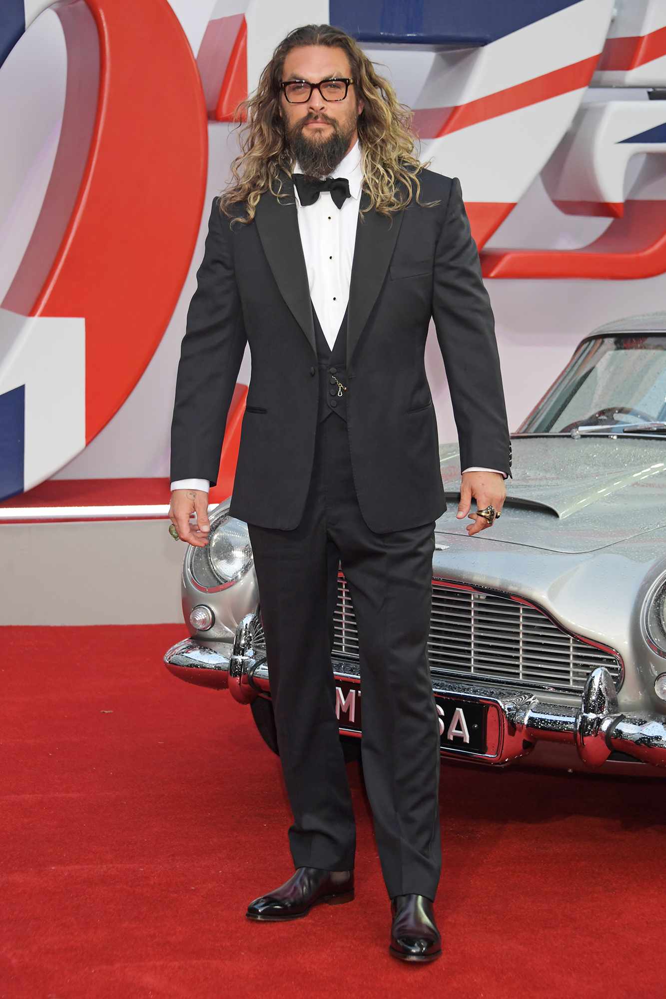 Jason Momoa attends the World Premiere of "No Time To Die" at the Royal Albert Hall on September 28, 2021 in London