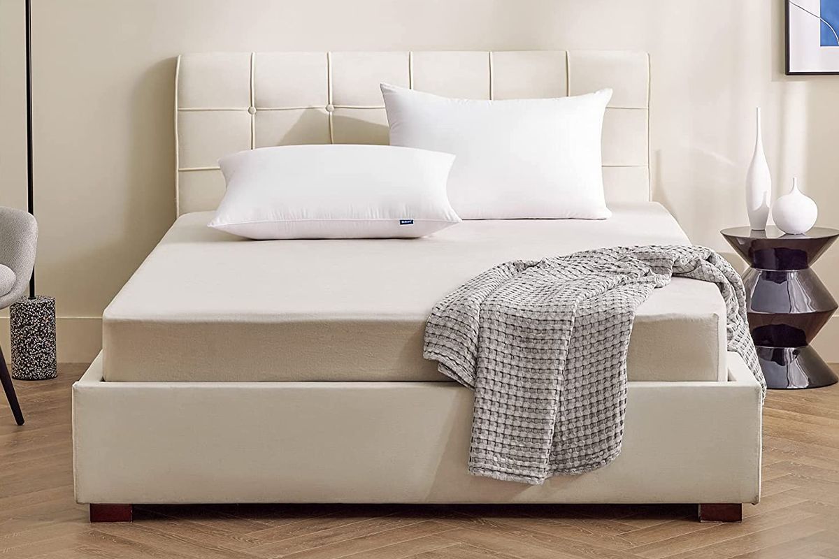 Bedsure Standard Pillows for Sleeping