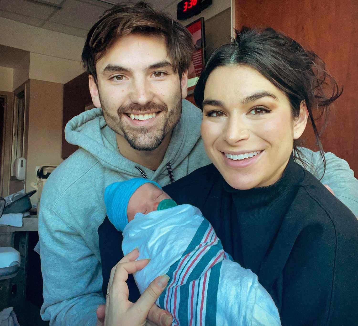 Ashley Iaconetti and Jared Haibon Share First Photos of Son Dawson |  PEOPLE.com