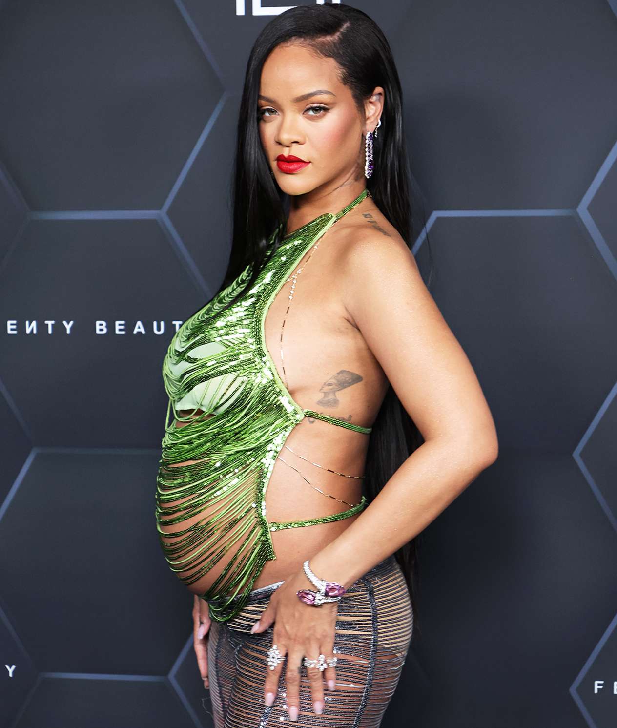 My Friends Suspected I Was Pregnant When I Stopped Smoking - Rihanna