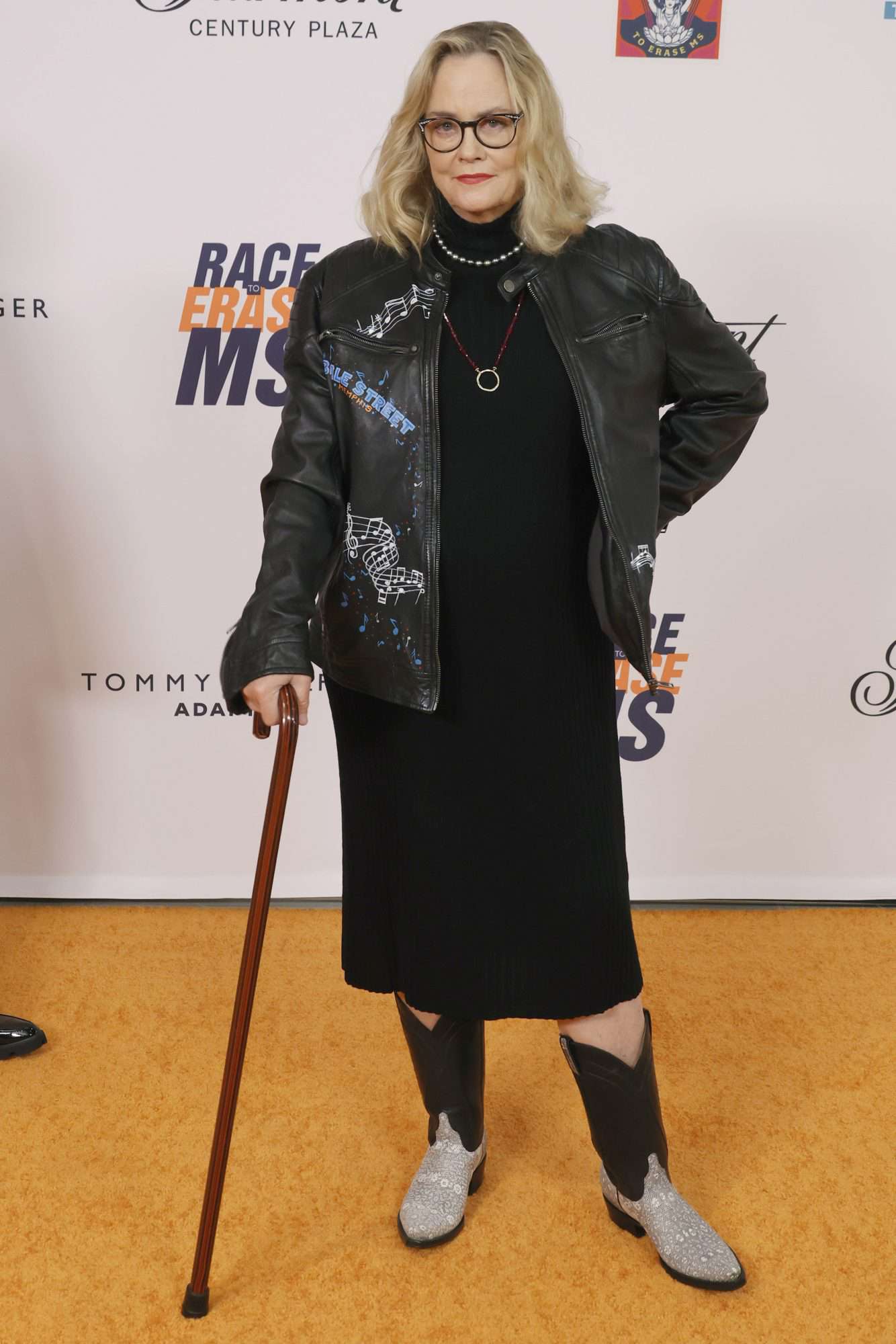 LOS ANGELES, CALIFORNIA - MAY 20: Cybill Shepherd attends the 29th Annual Race To Erase MS on May 20, 2022 in Los Angeles, California. (Photo by Frazer Harrison/Getty Images for Race to Erase MS)