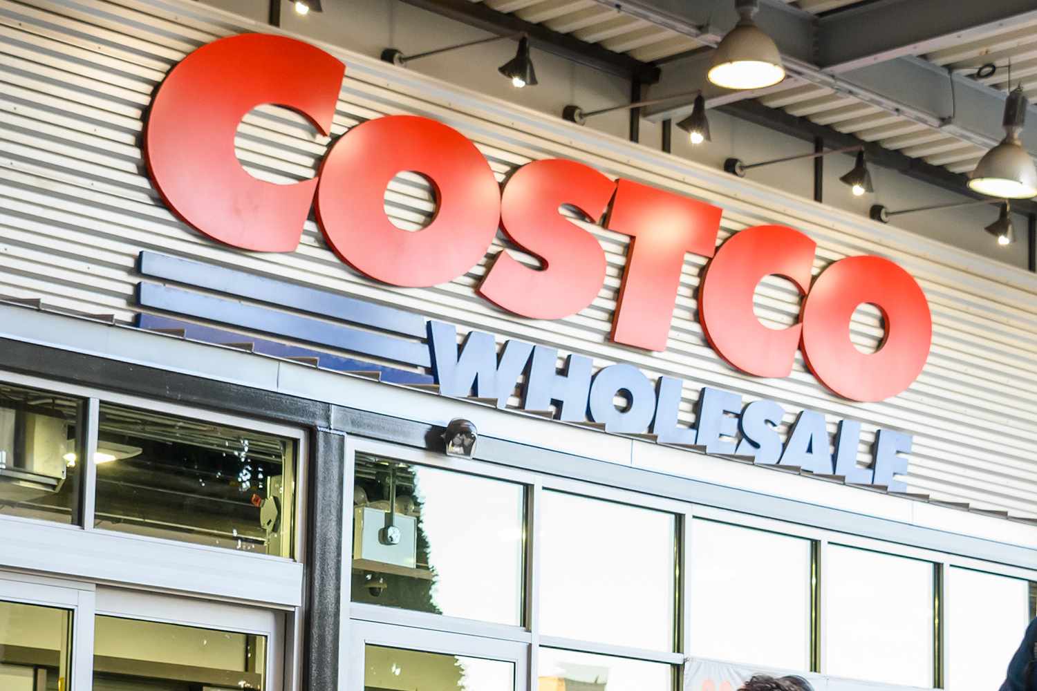 Costco Wholesale in East Harlem on November 24, 2020 ニューヨーク市で
