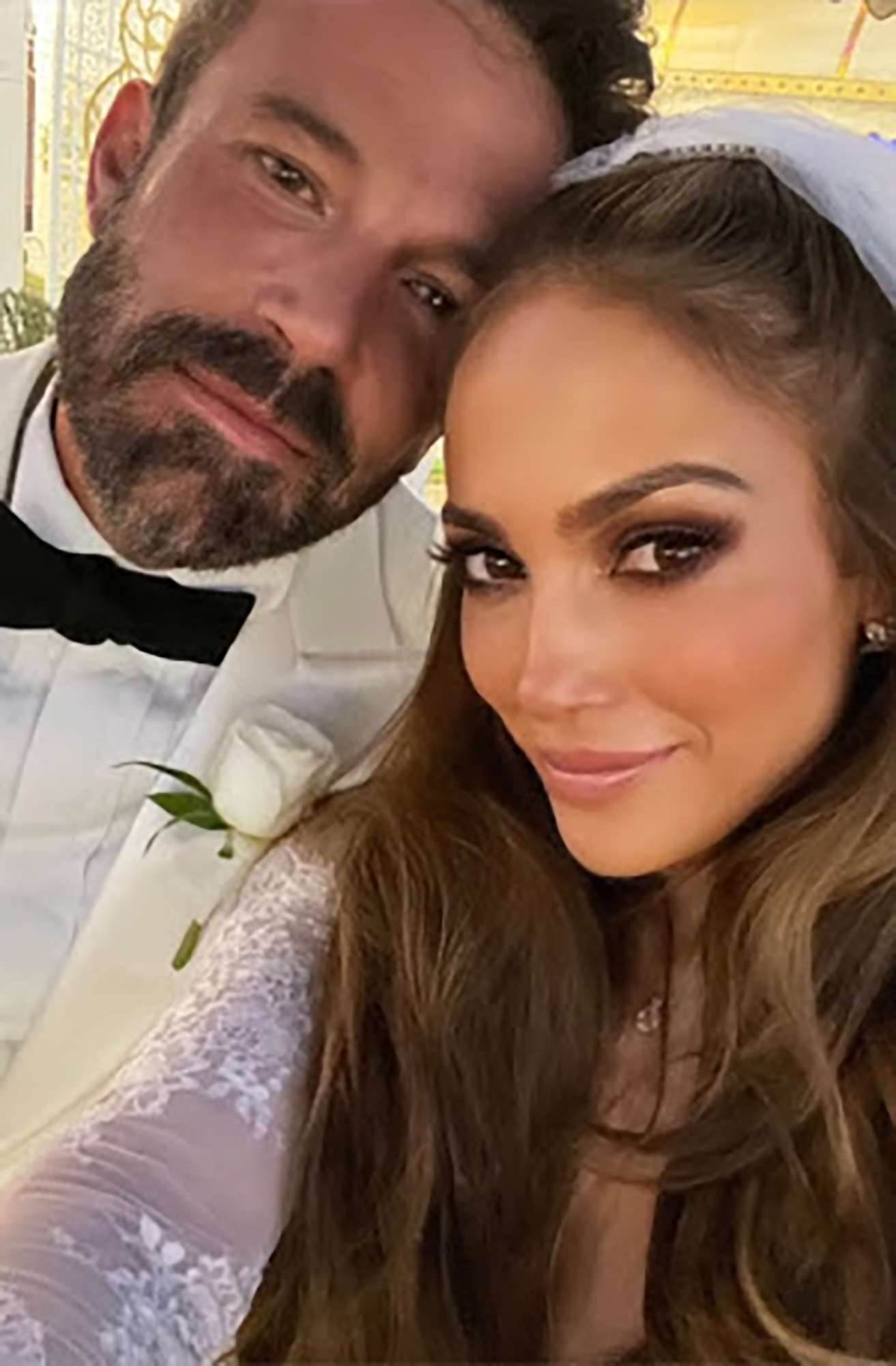 Jennifer Lopez uploaded to her newsletter pics from her and Ben's wedding. Crédito: On The JLo