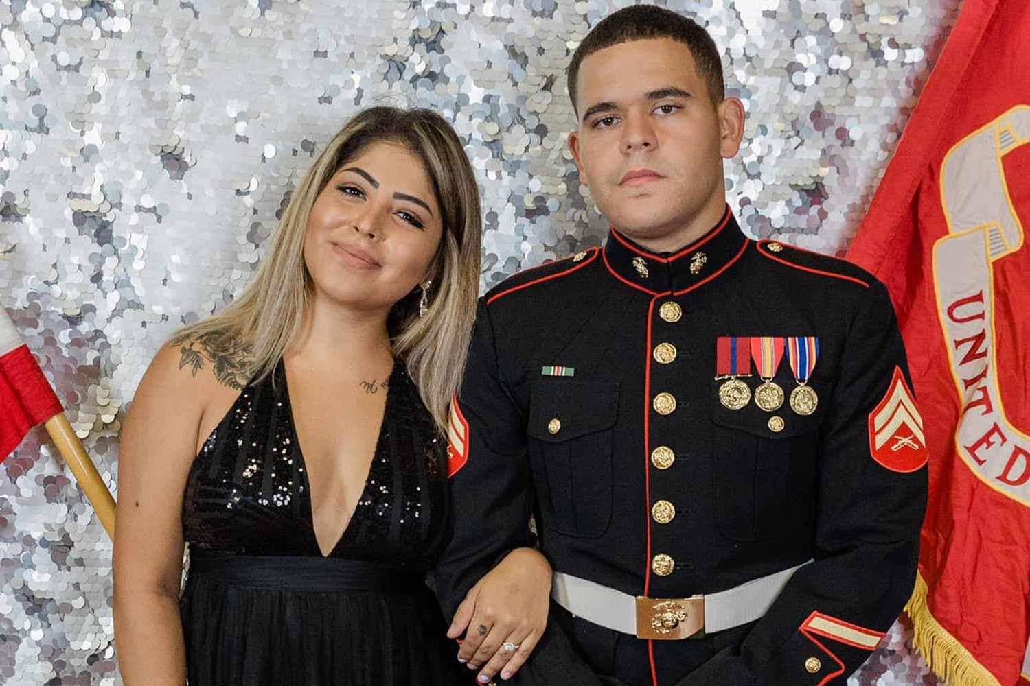 Marine Allegedly Stabs to Death Pregnant Ex Wife on Hawaiian Highway as Commuters Desperately Try to Intervene