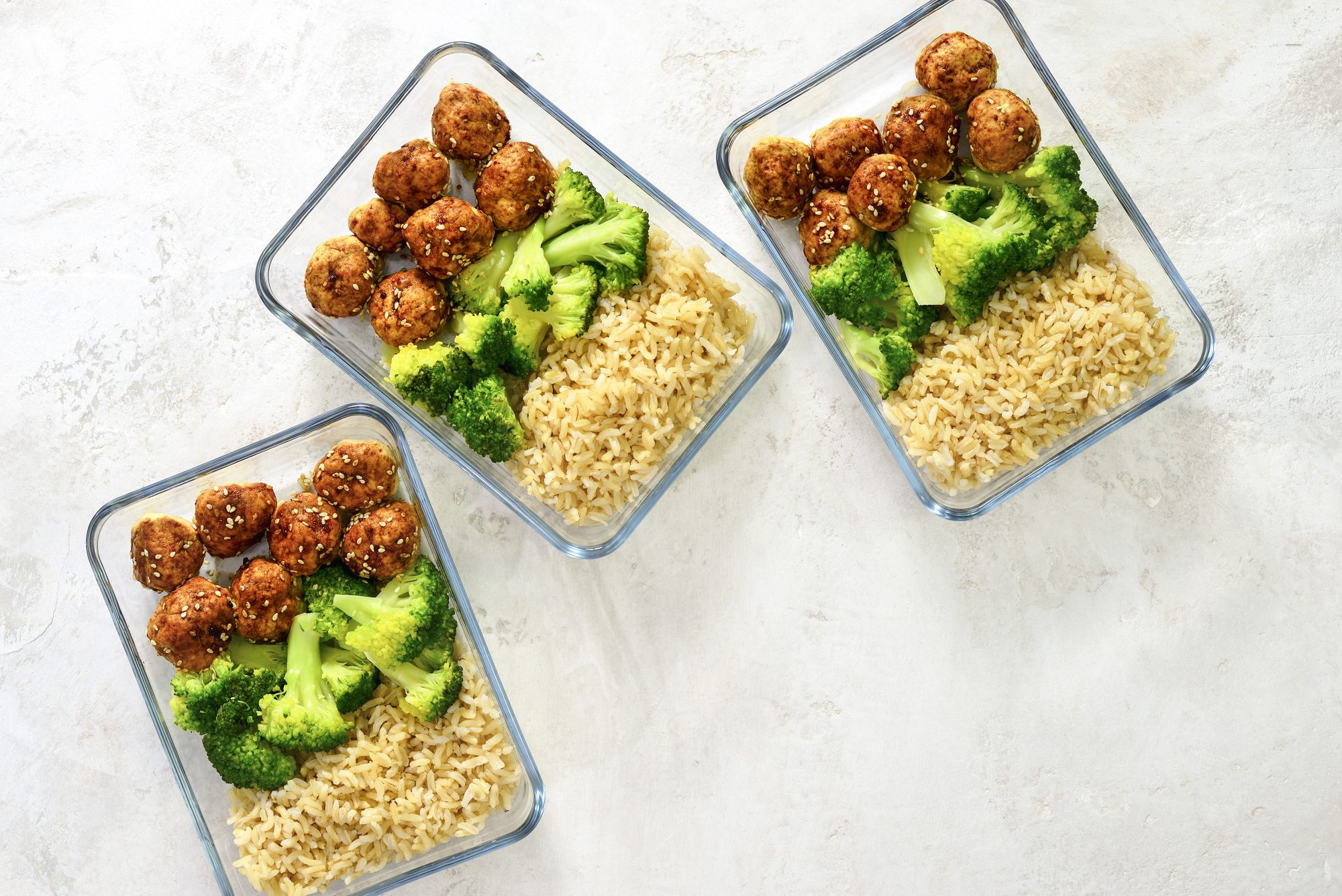 Meatballs and broccoli lunch boxes
