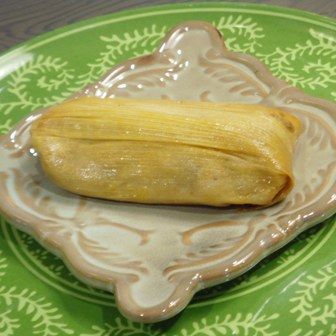 Tamales de lim&oacute;n y pasas 