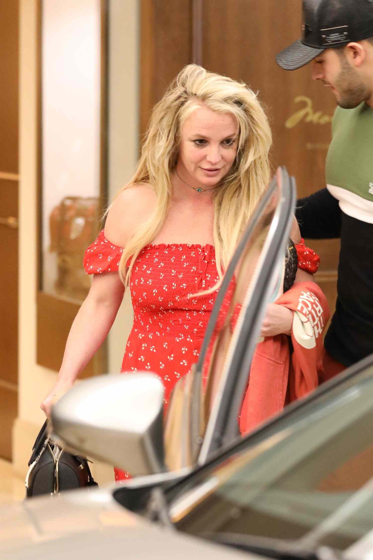PREMIUM EXC Britney Spears