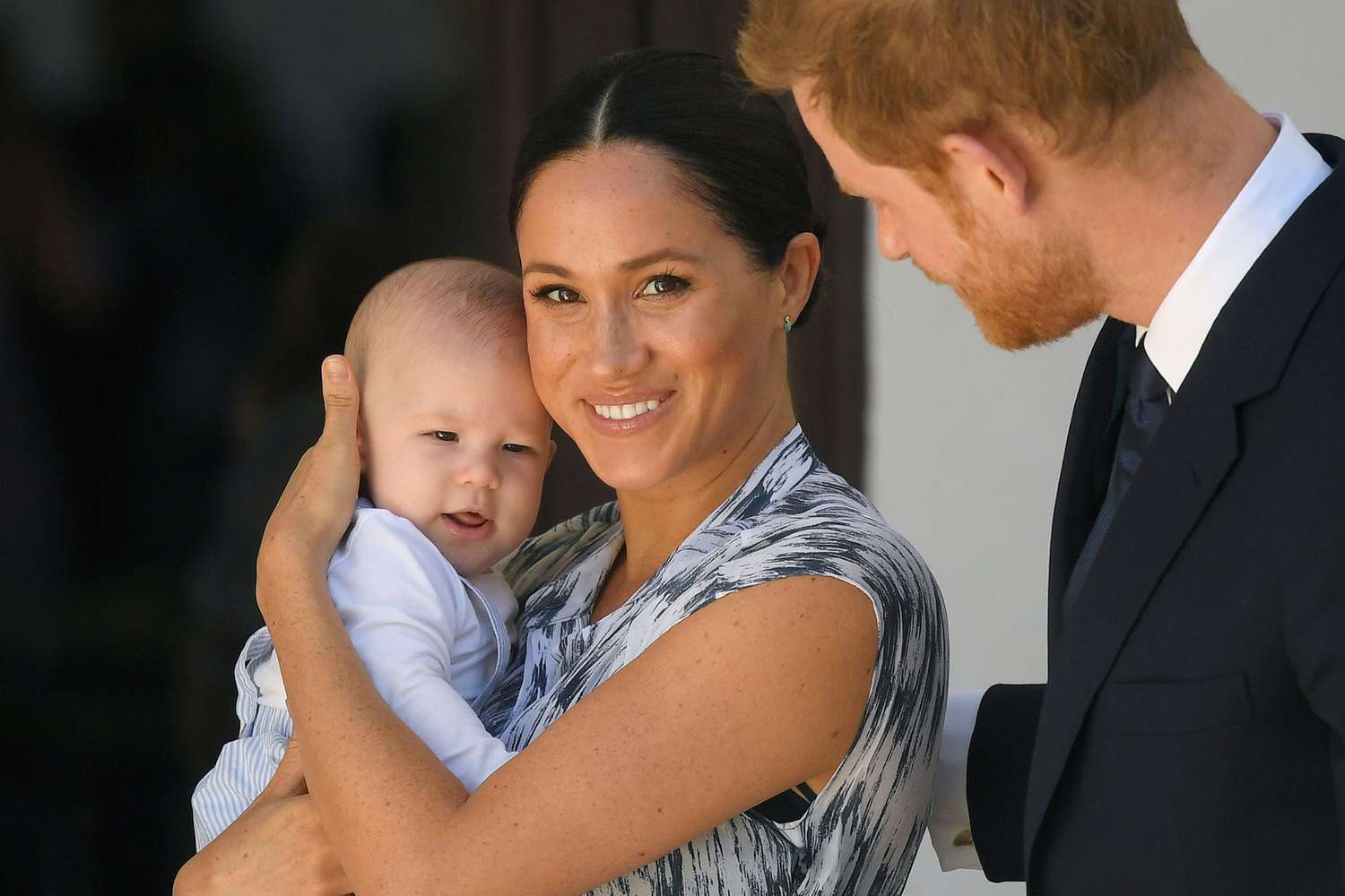 Meghan Markle con baby Archie y esposo Harry