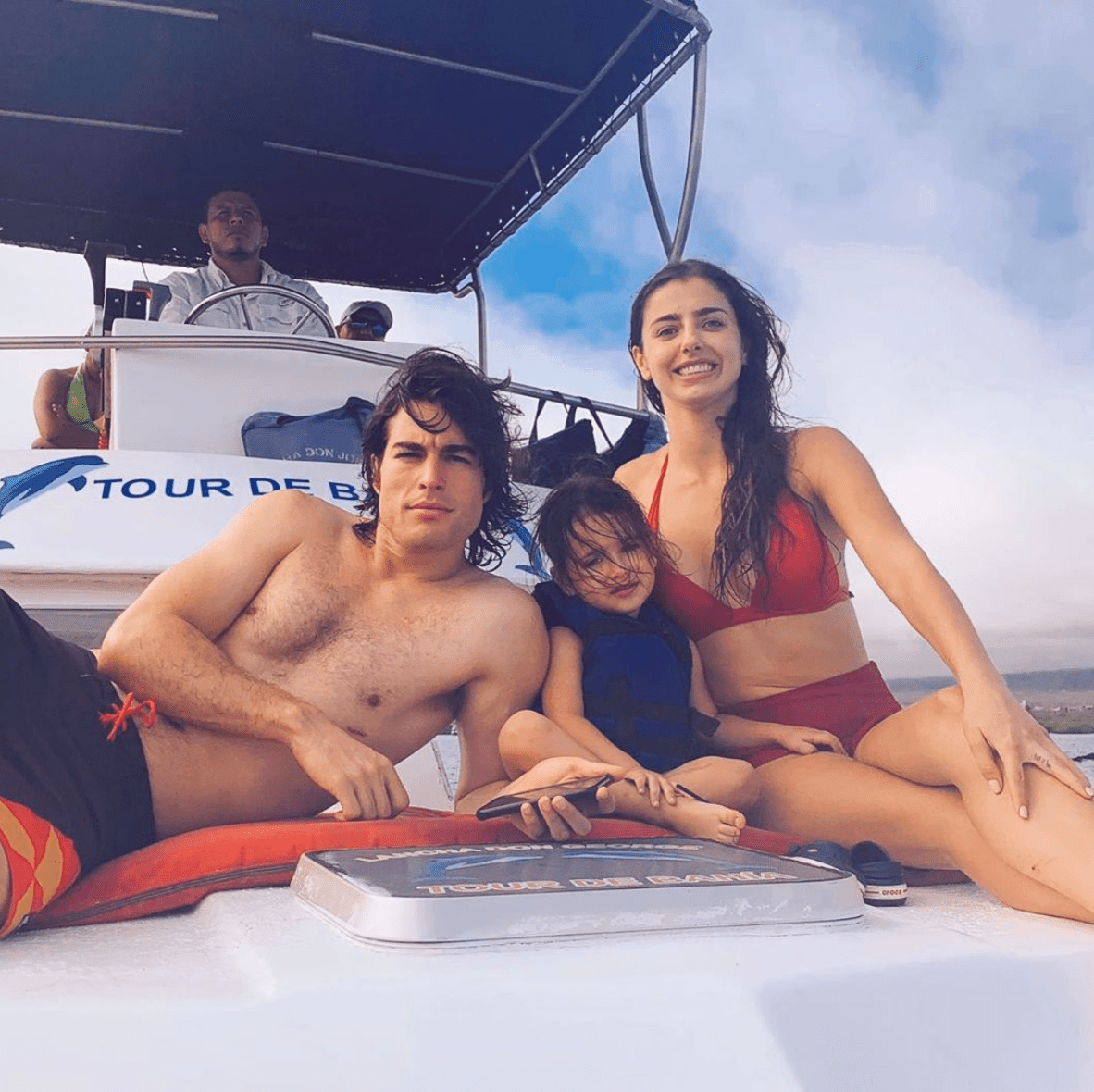 Michelle Renaud y Danilo Carrera de vacaciones en Ecuador | People en  Español