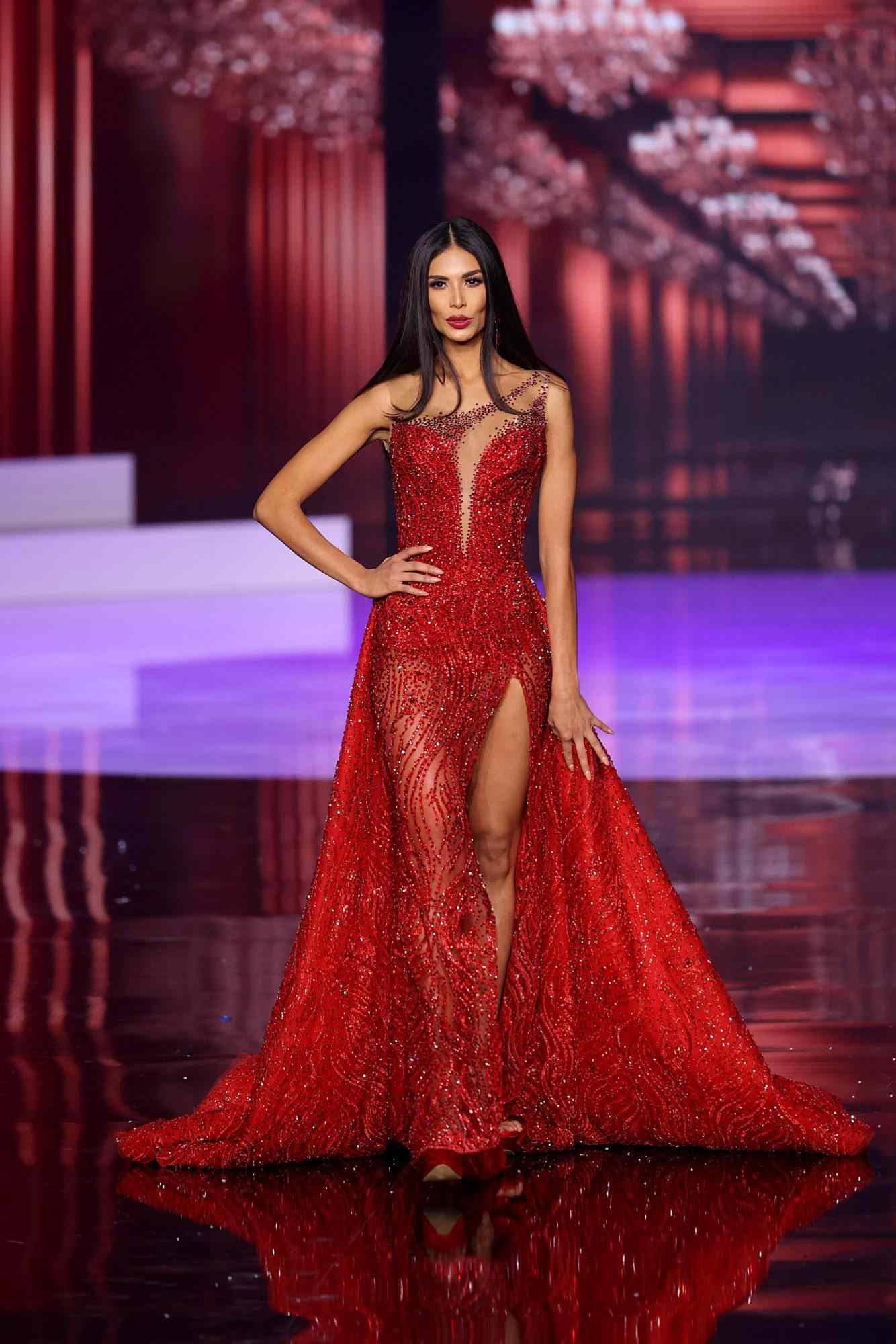 Los trajes de noche más hermosos del certamen de Miss Universo | People en  Español