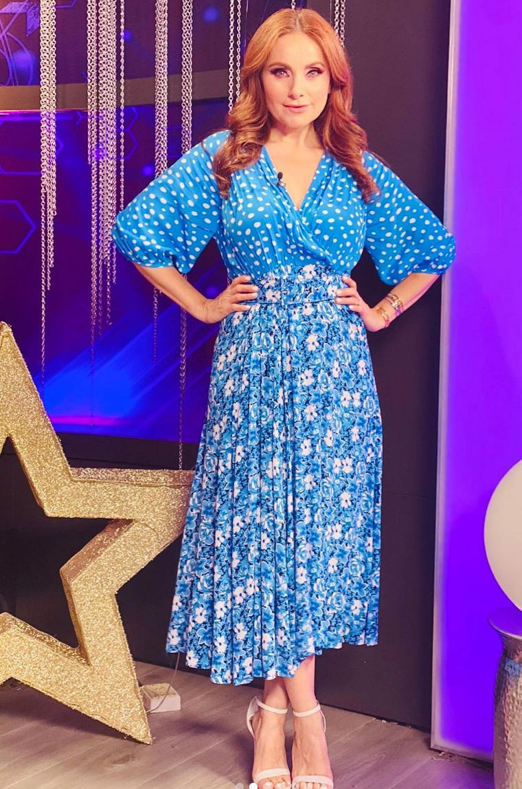 Elizabeth Álvarez, programa Hoy, vestido estampado