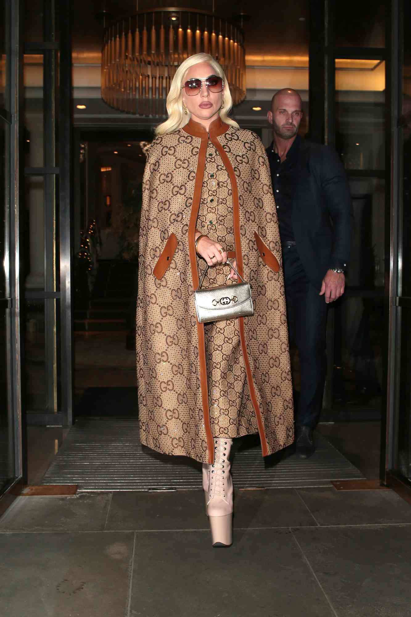 Lady Gaga looks tour prensa House of Gucci