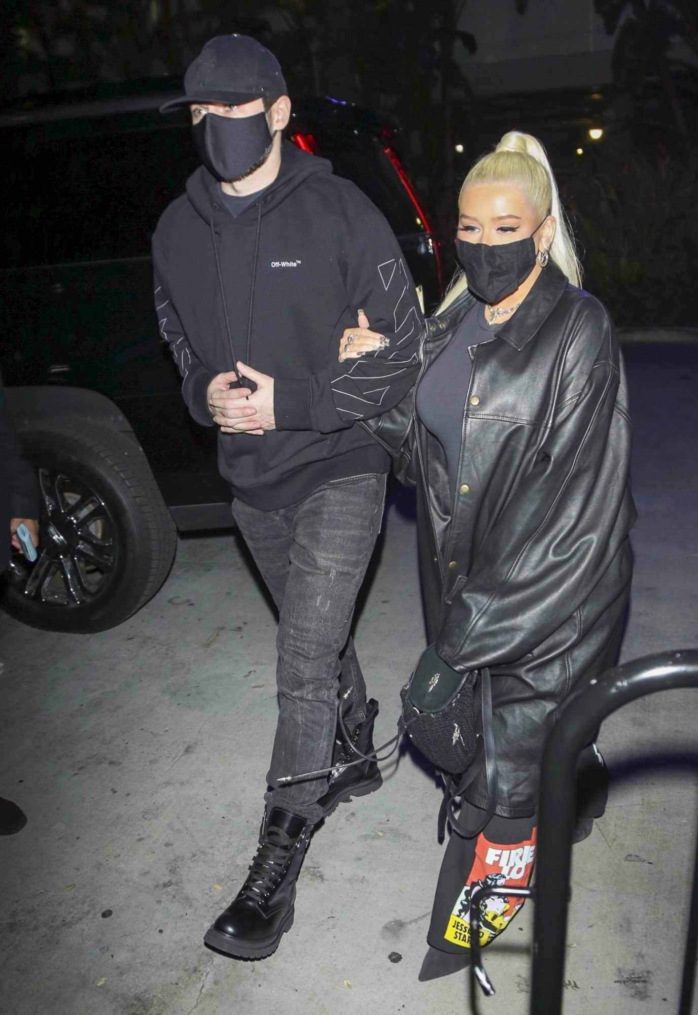 Christina Aguilera and Boyfriend Matthew Rutler Arrive at the Lakers Game