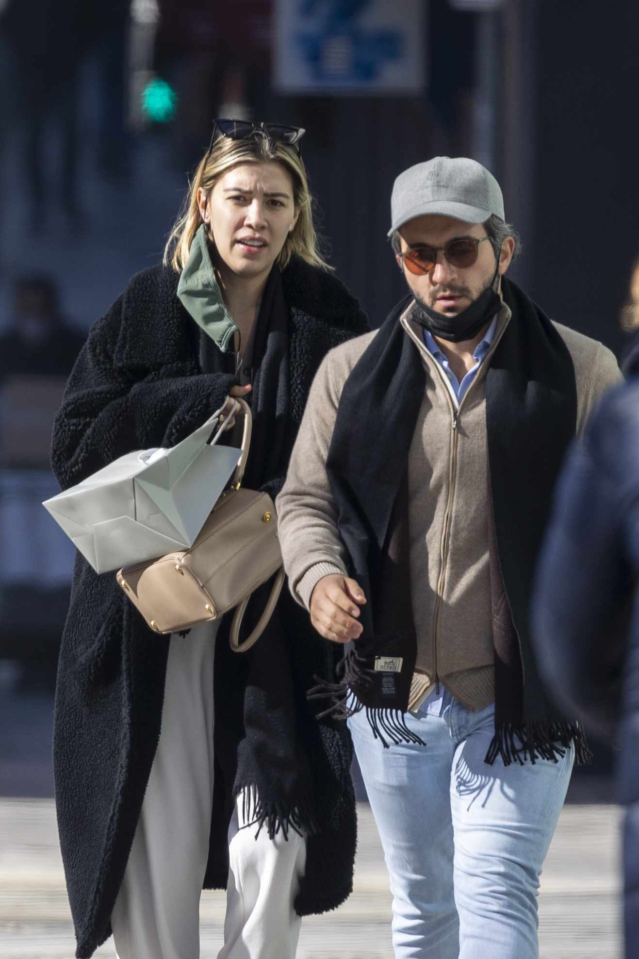 Michelle Salas es vista paseando con su novio Danilo Díaz por Madrid |  People en Español