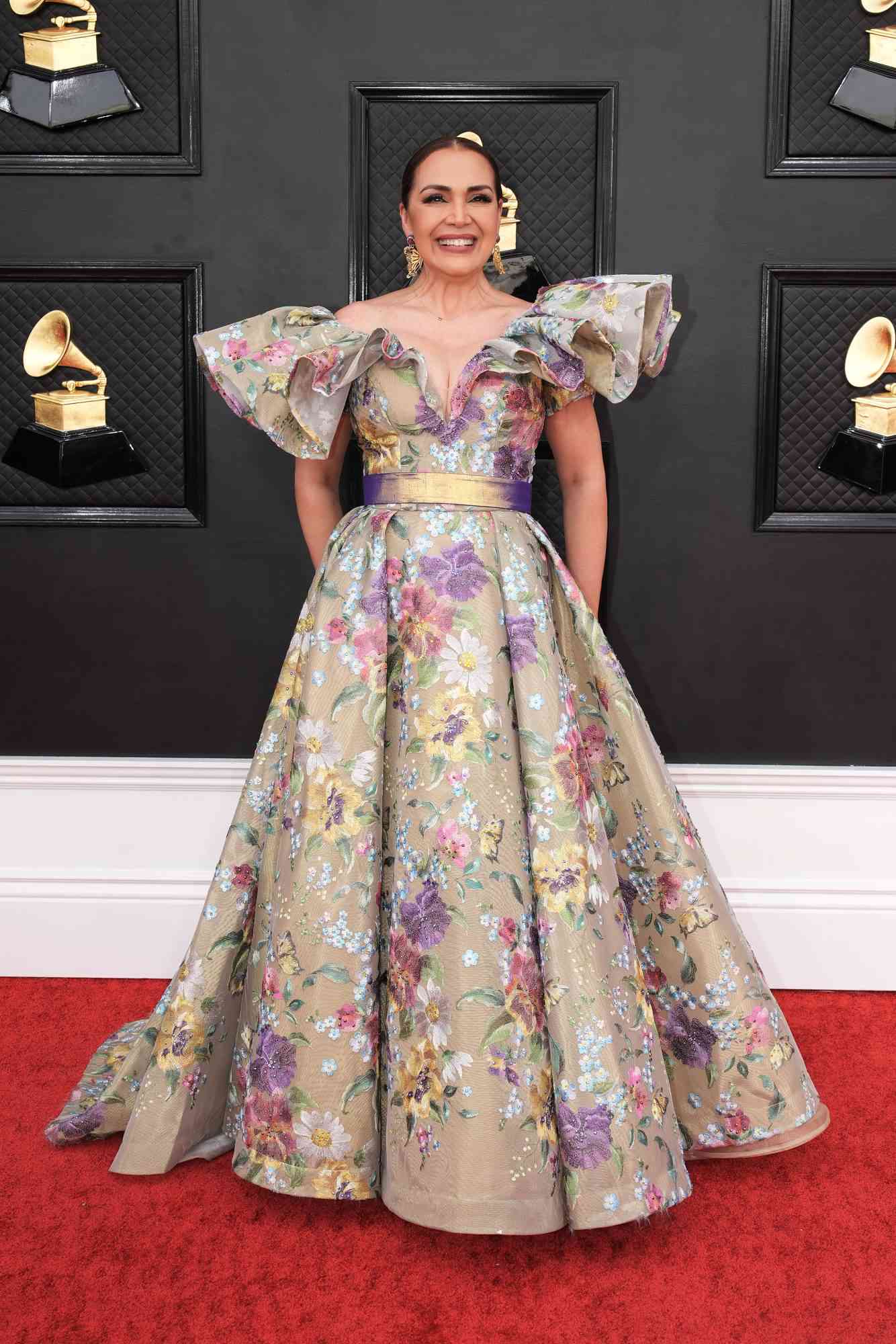 Aida Cuevas en los premios Grammy 2022