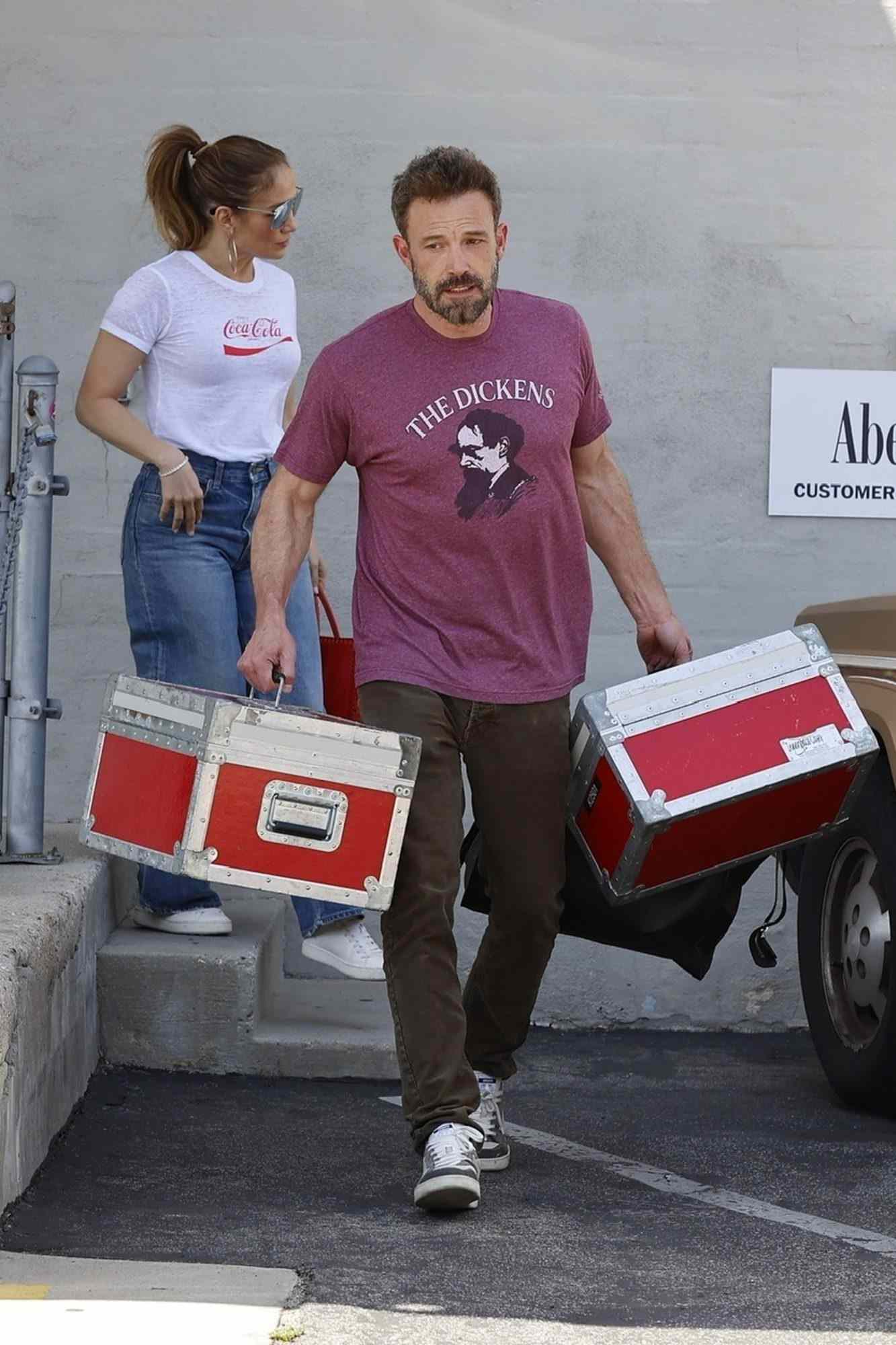Jennifer Lopez Mesmerizes in a Coca-Cola Tee as she Stops with Ben Affleck at a Rental Studio