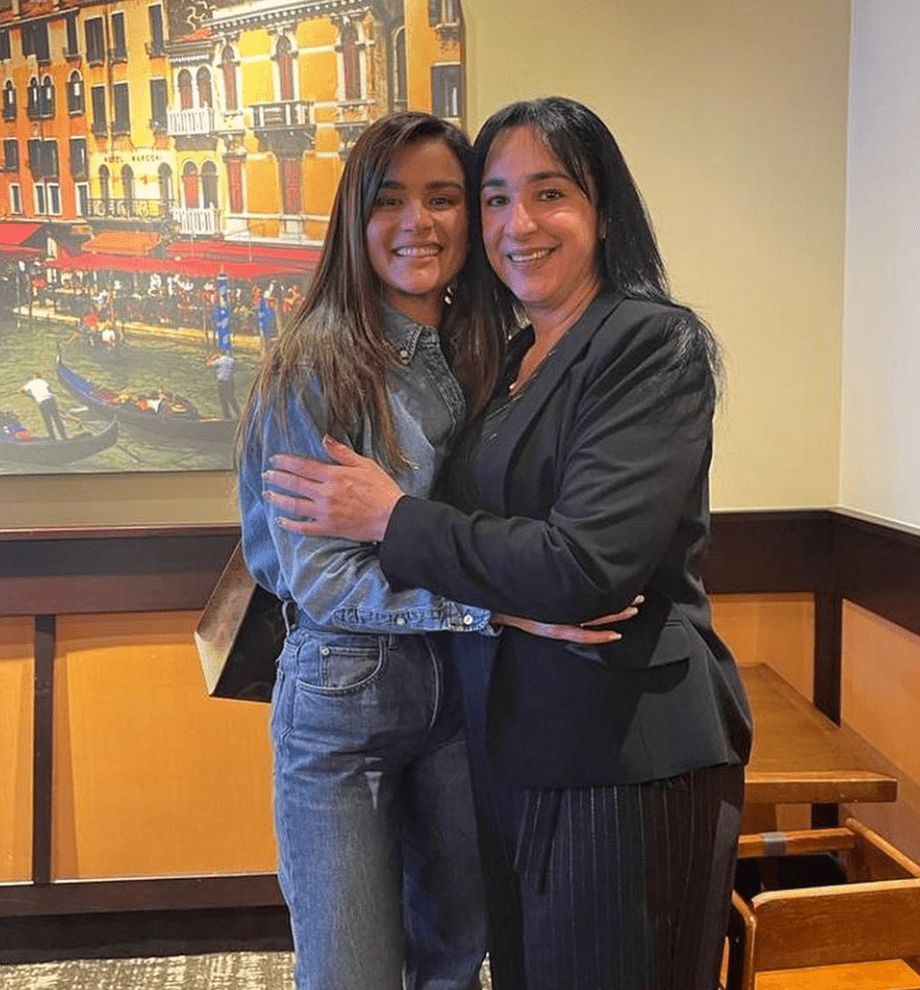 Clarissa Molina y su mamá Clara Contreras