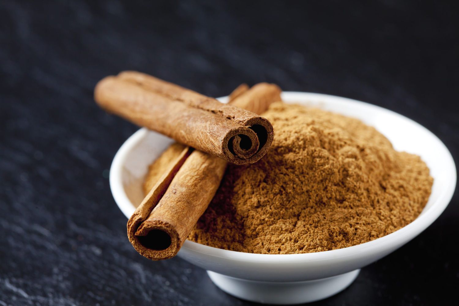 How Cinnamon can Bring Abundance into Your Home and Life | People en Español