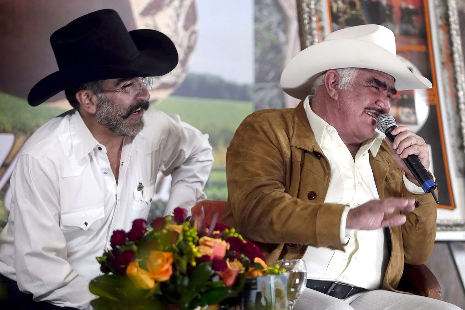 Vicente Fernández Jr y Vicente Fernández