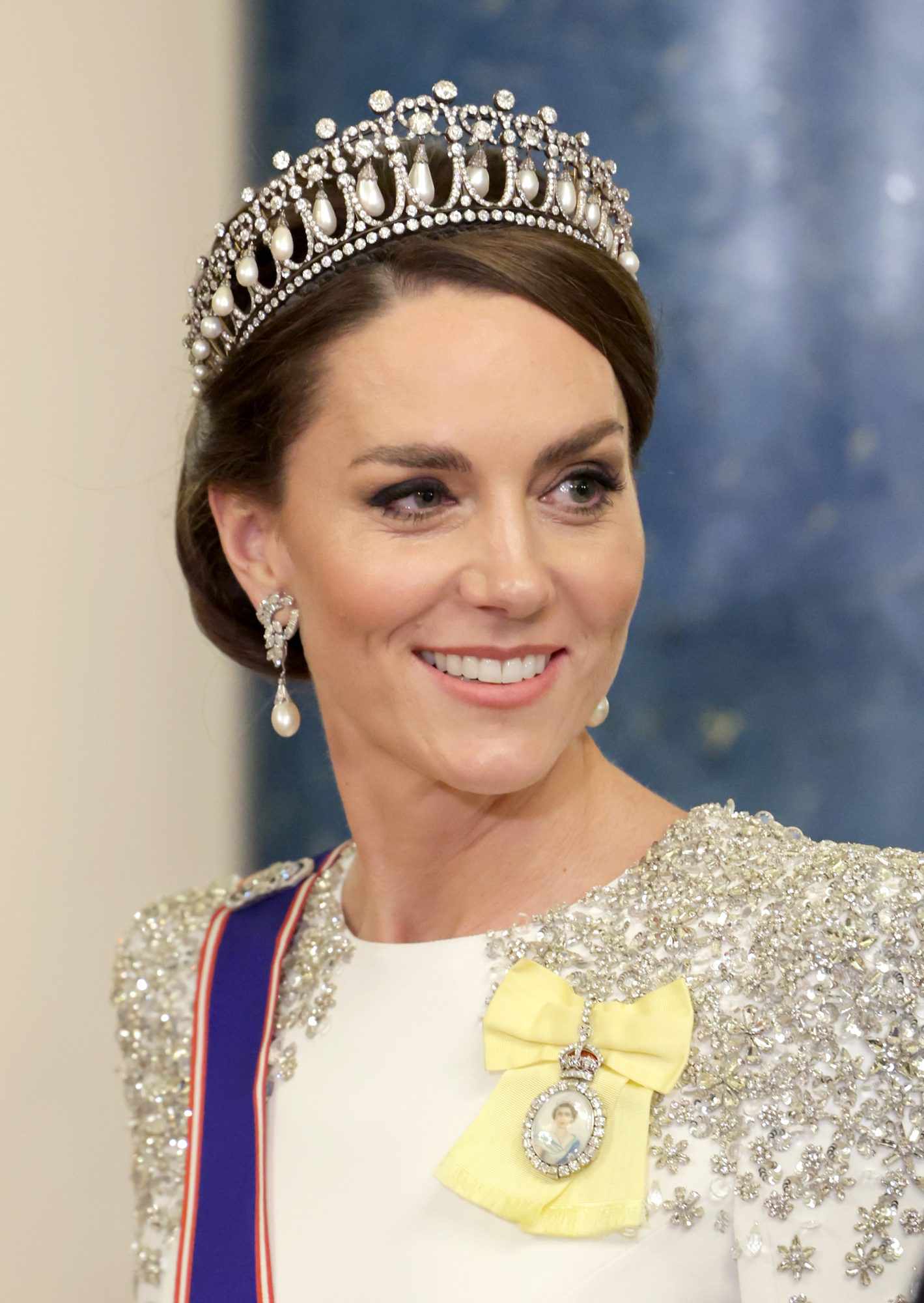 Camilla Parker y Kate Middleton estrenan joyas en visita de estado