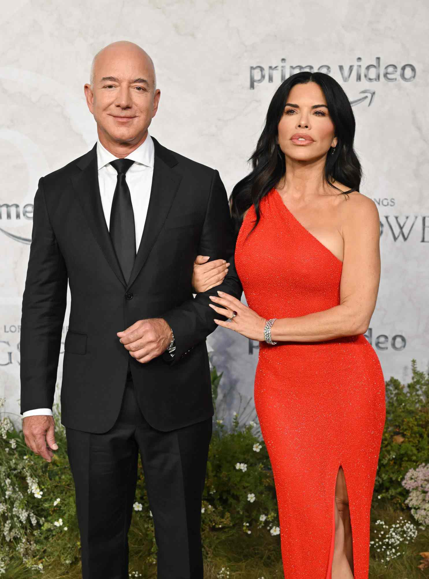 Lauren Sanchez and Jeff Bezos "The Lord Of The Rings: The Rings Of Power" World Premiere – Arrivals