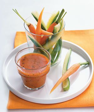 Baby carrots and carrot strips with dressing