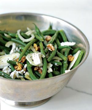Green Bean Salad With Walnuts, Fennel, and Goat Cheese