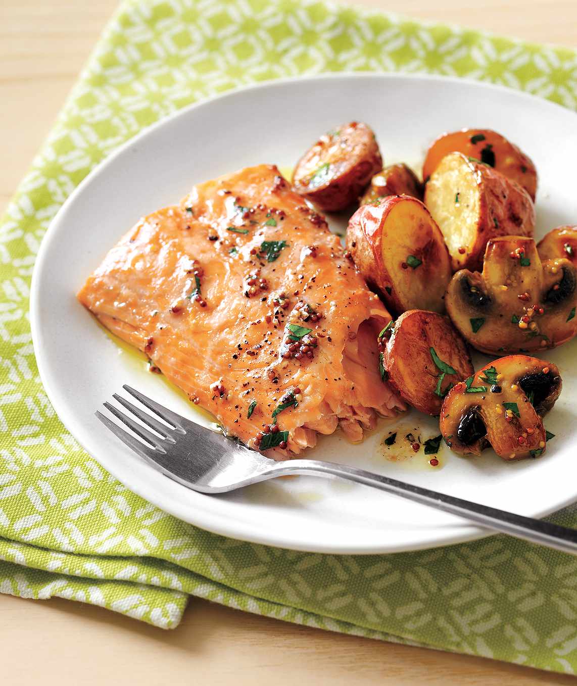 Roasted Salmon With Potatoes and Mushrooms