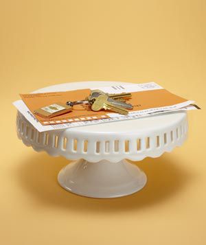 Cake stand as counter organizer